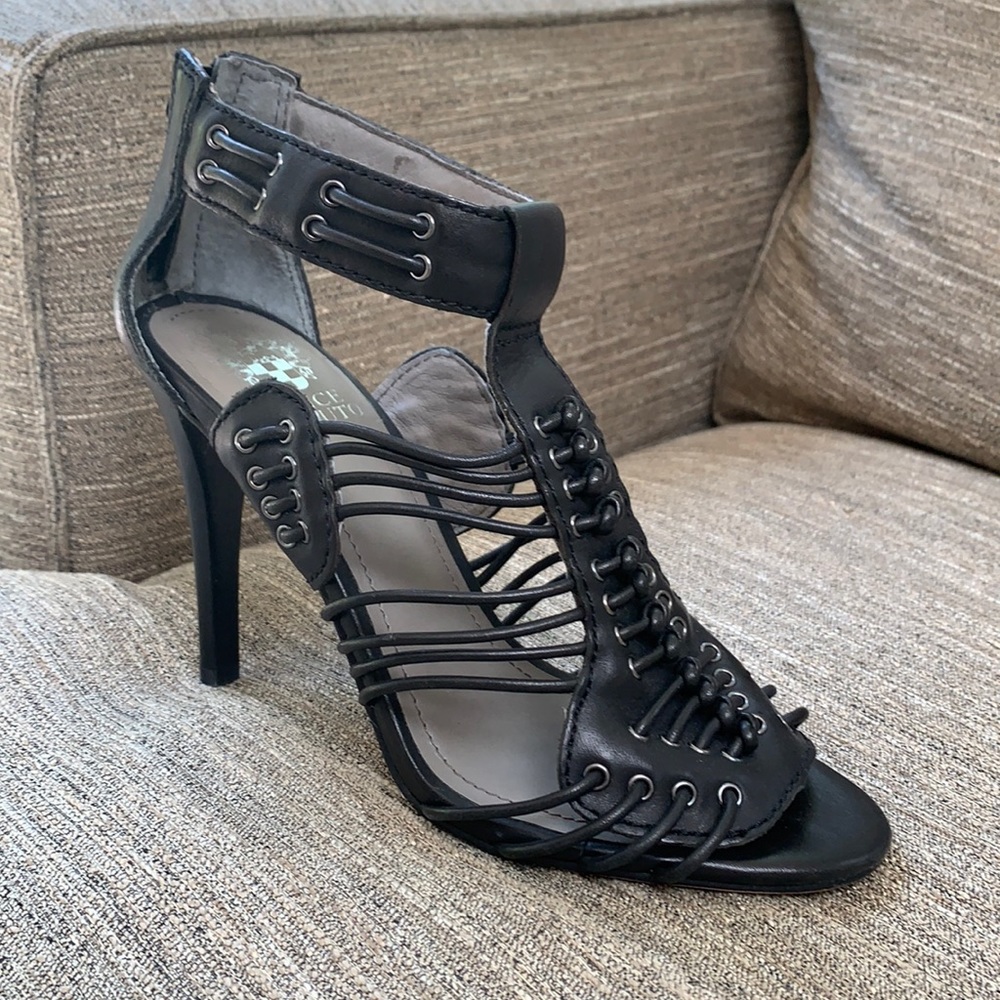 🔥☄️☄️Vince Camuto Black Leather Heeled Sandal. 7